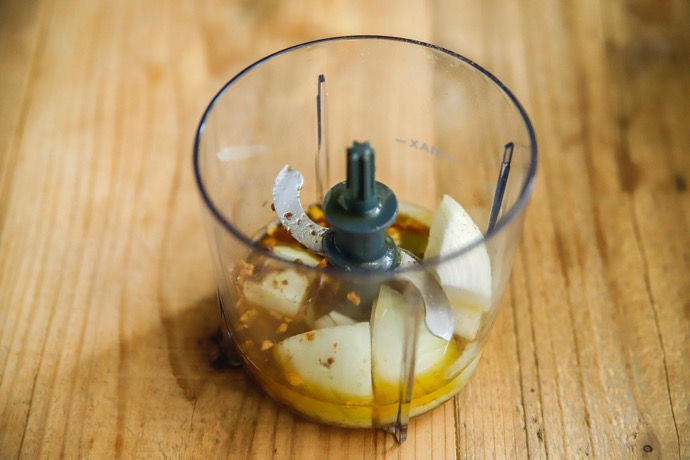 世界の発酵食品レシピvol.19:アンチョビードレッシングのタコとじゃがいものサラダ