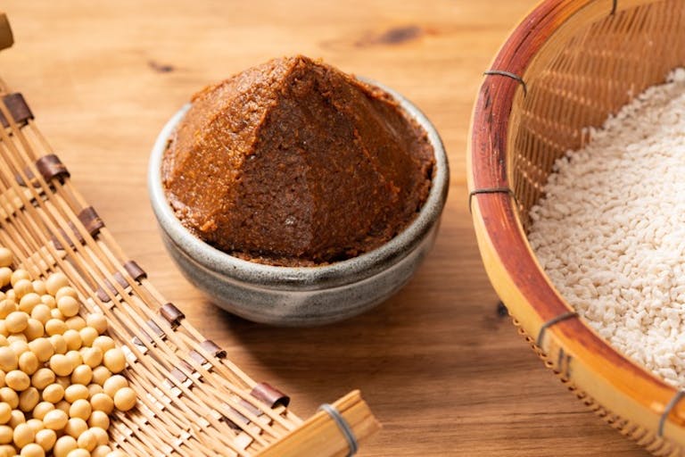 日本食と「乳酸菌」の長くて深い関係とは?