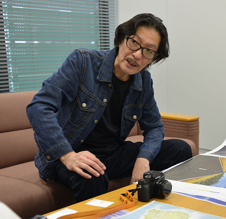 2016年カレンダー企画：空の風景写真家・HABUさんに、採用写真撮影時の