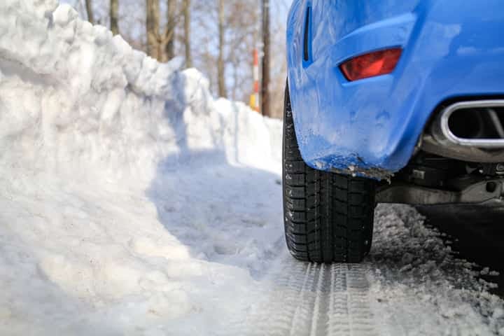 スタッドレスでも過信は禁物 Jafが行った雪の坂道での登坂テスト結果は On The Road