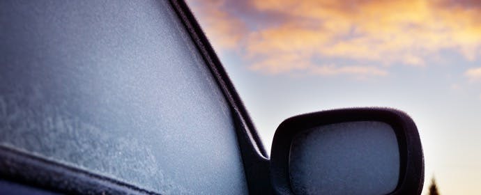 ナンバープレートの3つ 欠番 42 と 49 と もう一つは On The Road ナンバープレートの3つ 欠番 42 と 49 と もう一つは On The Road