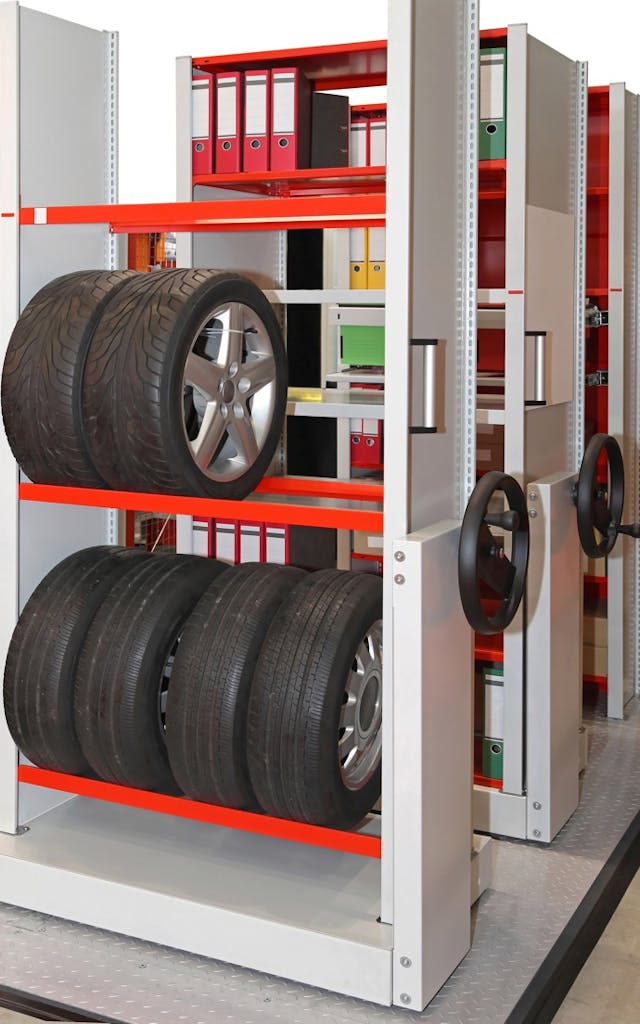 あらためておさらい!冬に向けての夏タイヤの保管方法