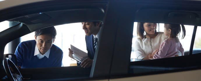 自動車のディーラーとは 正規店とサブディーラーの違いは On The Road 自動車のディーラーとは 正規店とサブディーラーの違いは On The Road