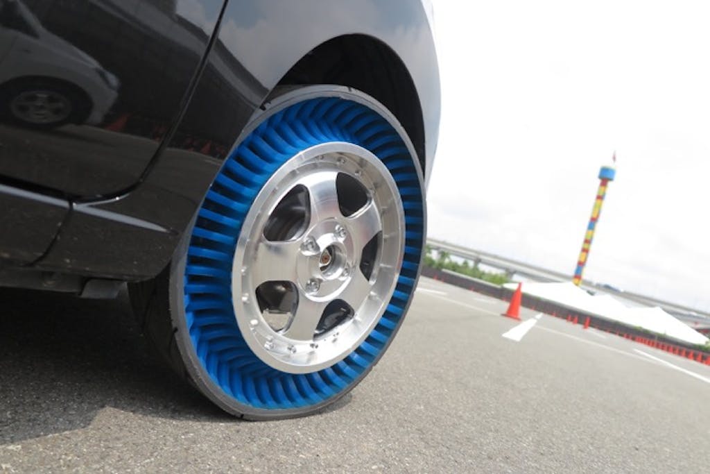 パンクの心配がなくなる!「エアレスタイヤ」とは