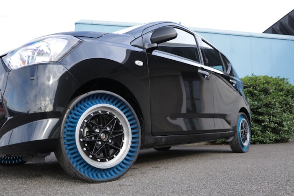 パンクの心配がなくなる!「エアレスタイヤ」とは