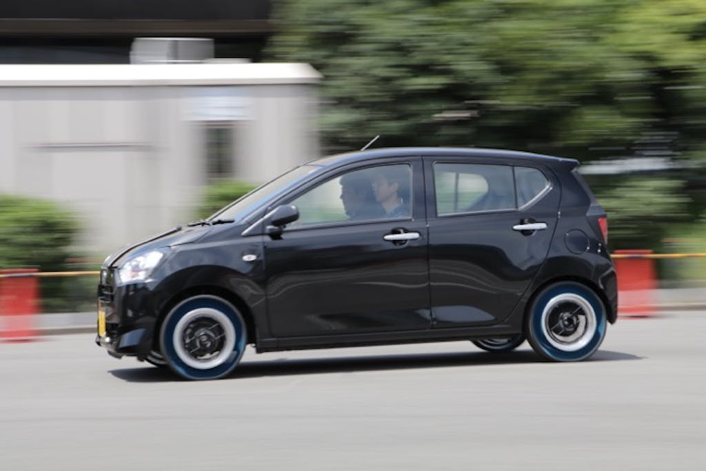 パンクの心配がなくなる!「エアレスタイヤ」とは