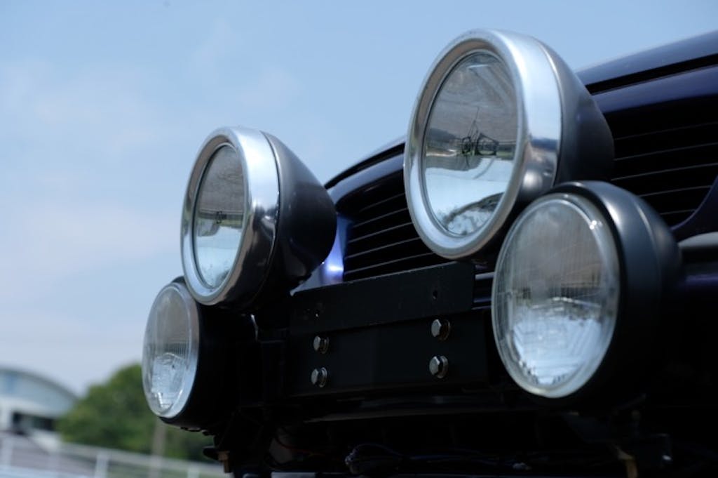 車のフォグランプとは?正しい使い方や注意点について解説!