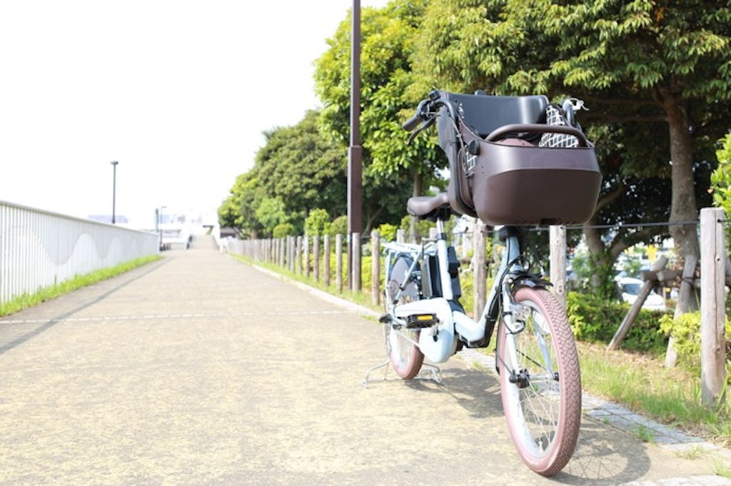 自転車の歩道走行は交通違反?自転車の交通ルールを解説