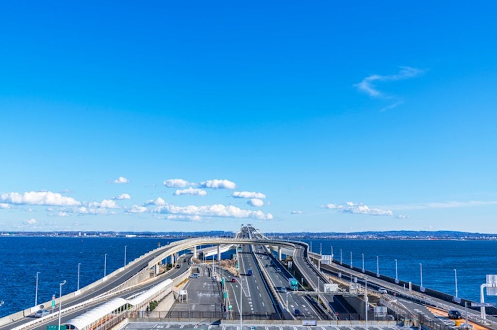 高速道路と有料道路の違いとは?各道路の特徴とルールの違いを解説!