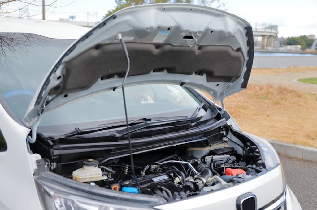 ハイブリッド車のバッテリー上がりとは?原因と対処法を解説!