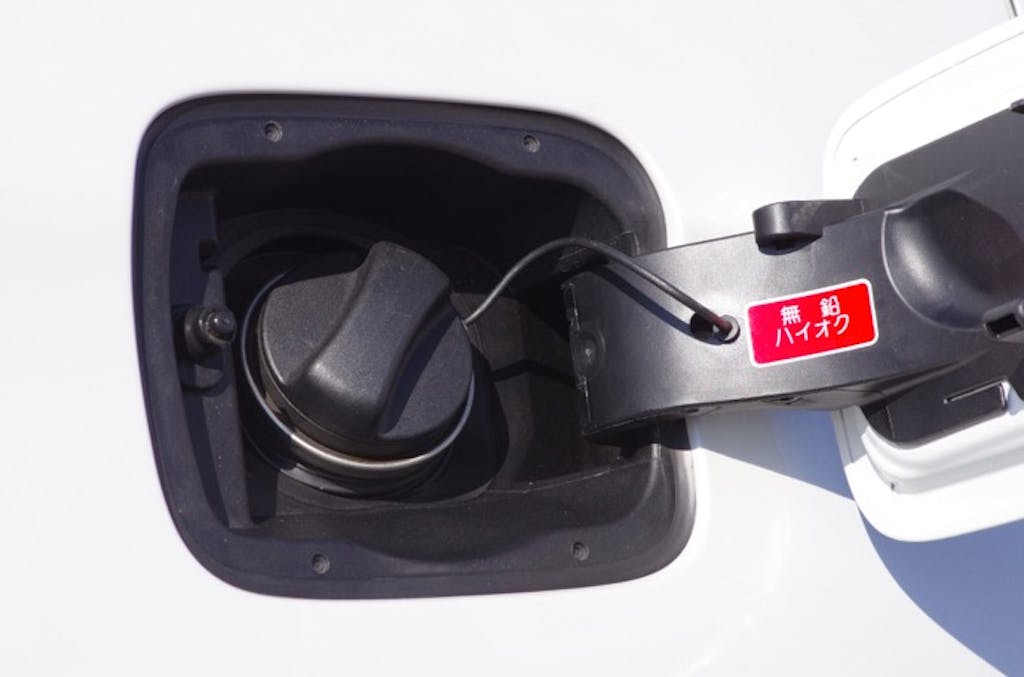 【保存版】ハイオクとレギュラーの違い|燃費・価格差・入れてはいけない車