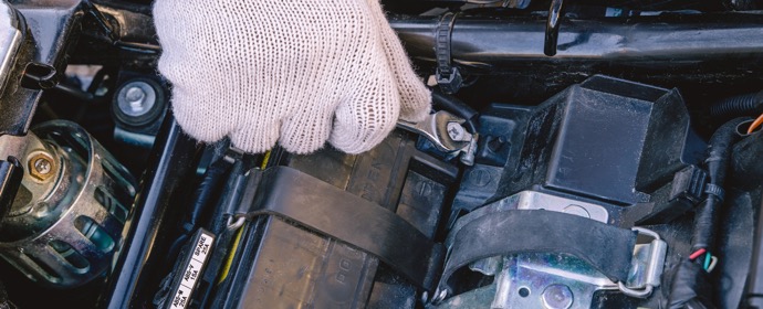 原付のバッテリー上がり対処法｜原因・応急処置・充電と交換の完全ガイド