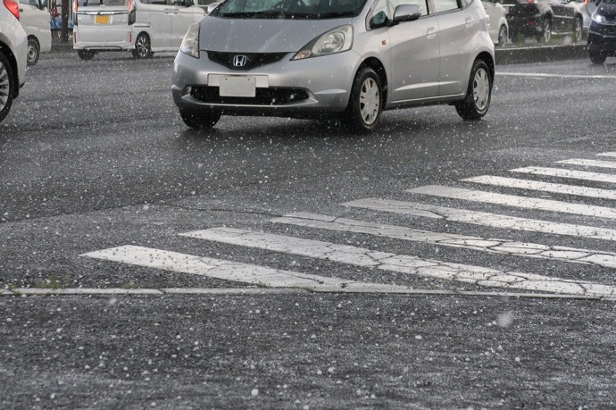 クルマの雹害はどう対処する？：安全対策・修理・保険の基礎知識