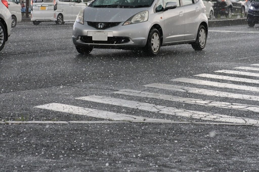 クルマの雹害はどう対処する?:安全対策・修理・保険の基礎知識