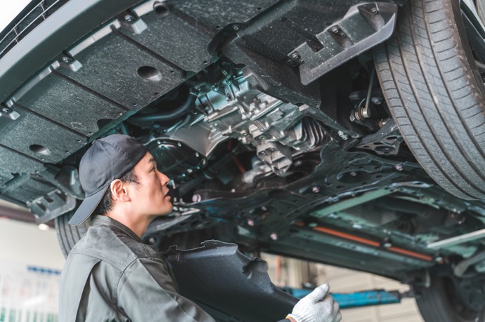 クルマの下回り錆対策を自分で！DIYの手順・道具・注意点をタイヤメーカーが徹底解説