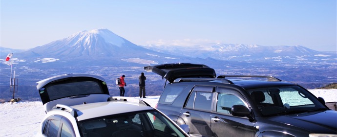 SUVで冬キャンプデビュー！初心者向け必須装備と雪道走行の注意点