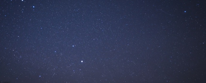 満天の天の川に会いに行く。クルマで行ける星空スポット3選と、夜道を安全に走るコツ